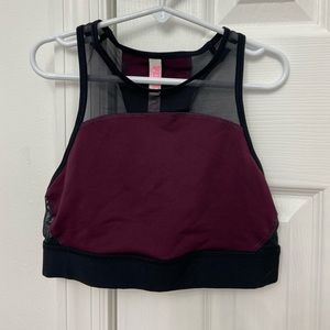 Pink sports bra/ cropped workout top